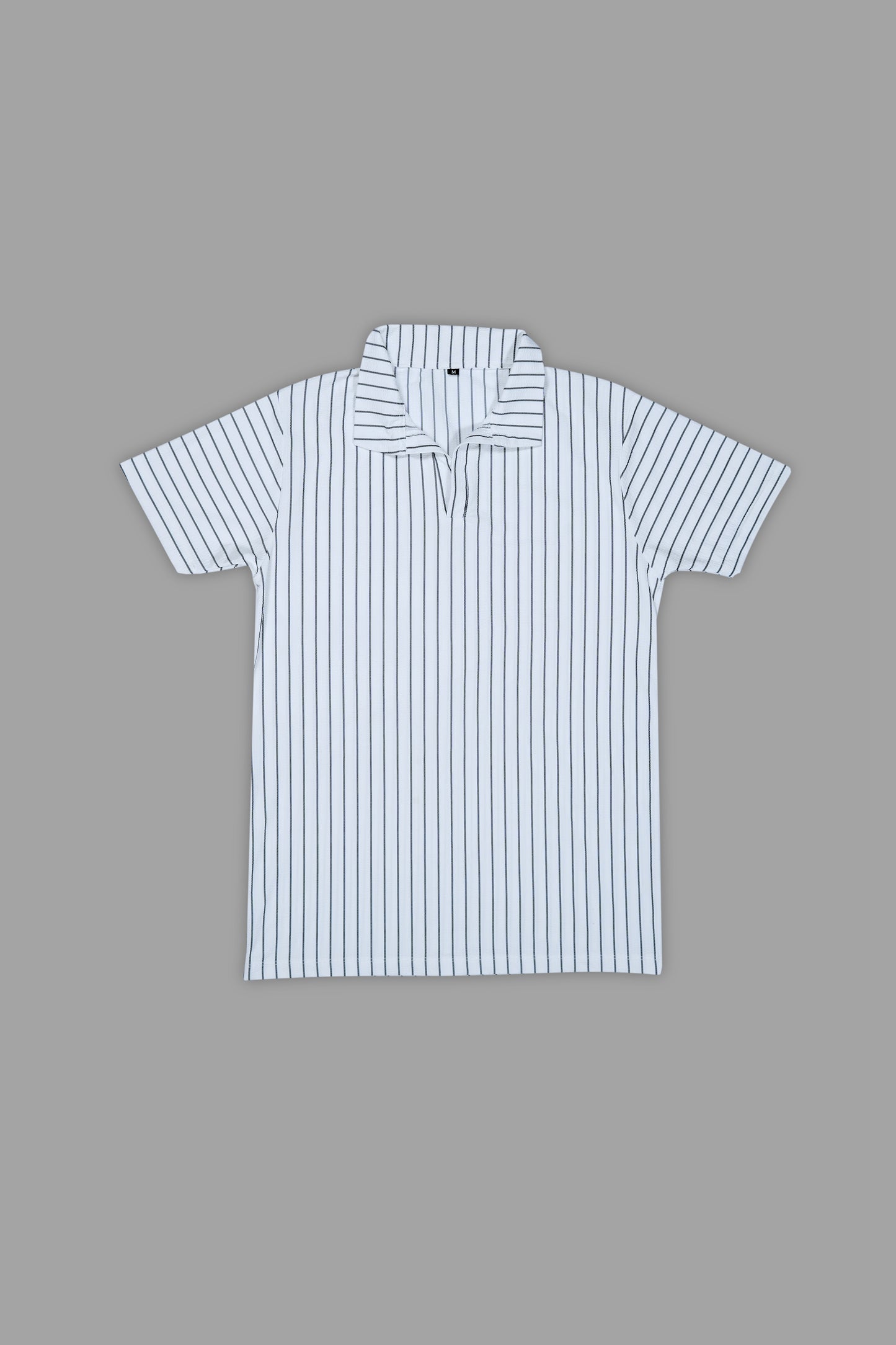 Short sleeve stretchable fitted polo shirt